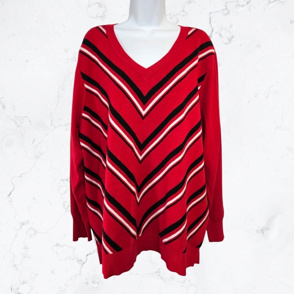 New Liz Claiborne Red, Black & White Chevron Stripe Plus Sweater - Picture 2 of 9